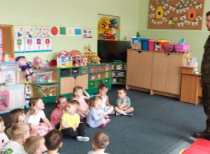 Gość w grupie "Pszczółki".