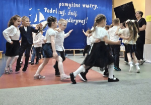 Taniec dzieci.