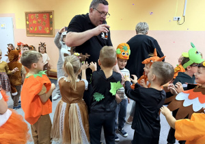 Zabawa z animatorem.