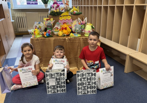 Laureaci konkursu z grupy "Poziomki".