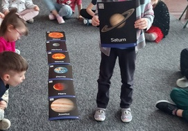 Natalka odnalazła planetę Saturn.